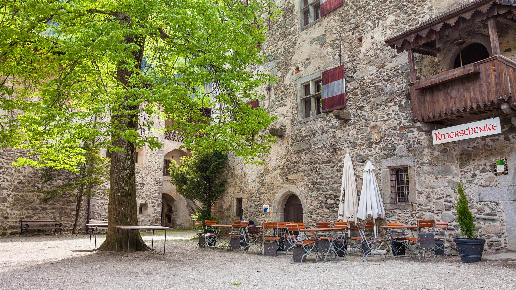 Ritterschänke - Burg Taufers